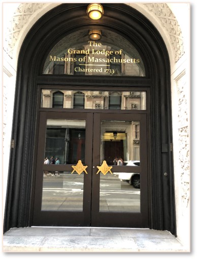 Grand Masonic Lodge of Massachusetts, Boylston Street, Entrance