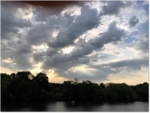 Morning clouds, Le Pecq, Paris, change